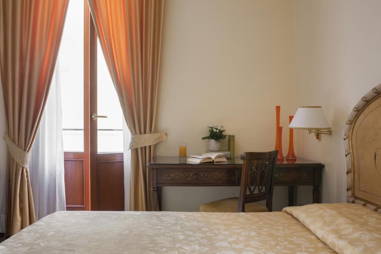 Hotel Parma E Oriente Wellness & Spa มอนเตกาตินี แตร์เม ภายนอก รูปภาพ