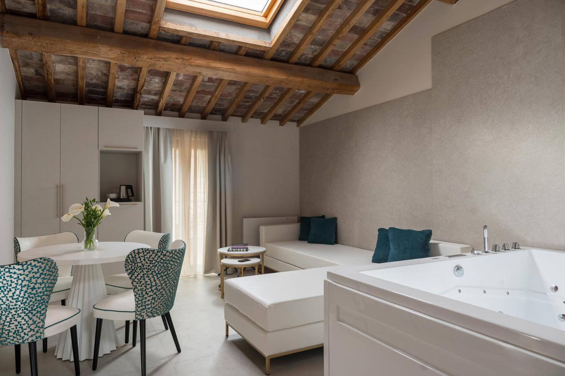 Hotel Parma E Oriente Wellness & Spa มอนเตกาตินี แตร์เม ภายนอก รูปภาพ